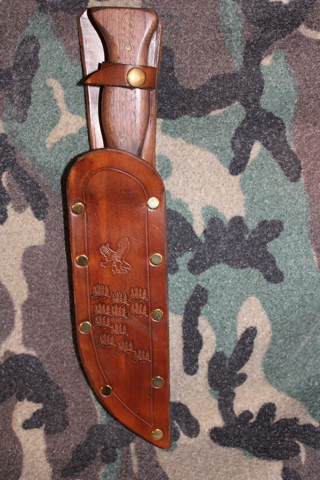 Hand Forged , Hand Made Hunting / Camp knife