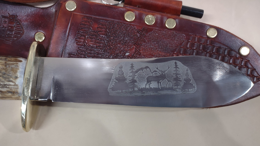 Hand Forged Knife: Custom Hunter / Skinner Knife