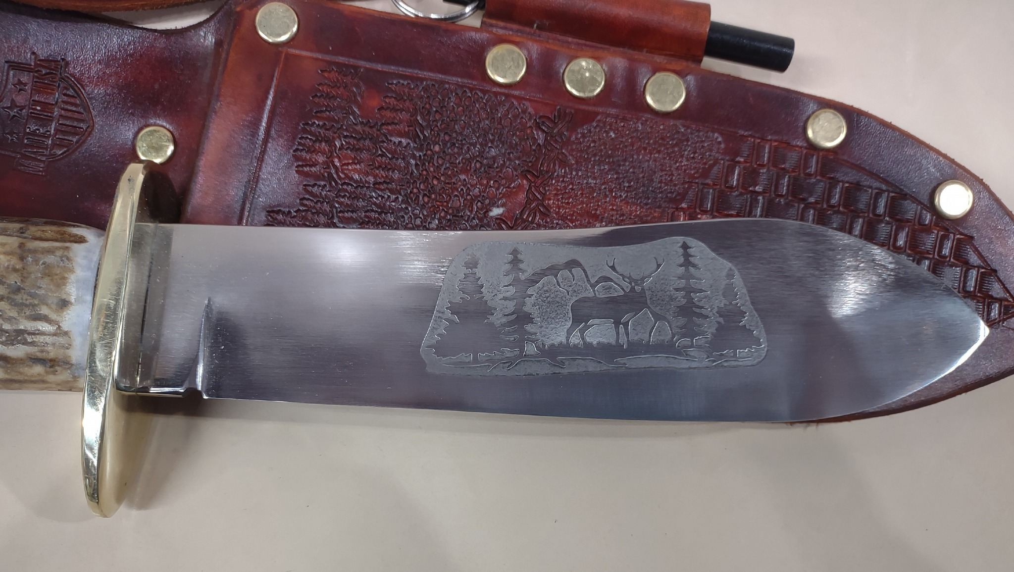 Hand Forged Knife: Custom Hunter / Skinner Knife