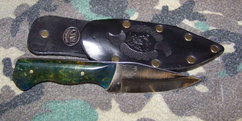 Hand Forged Knife: EDC Custom W / Resin handle