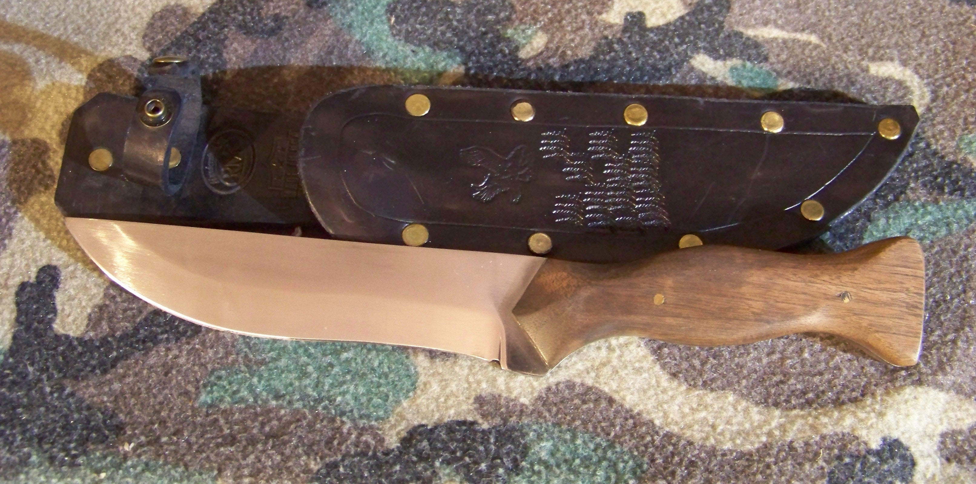 Hand Forged Knife: Custom Hunting / Camp Knife