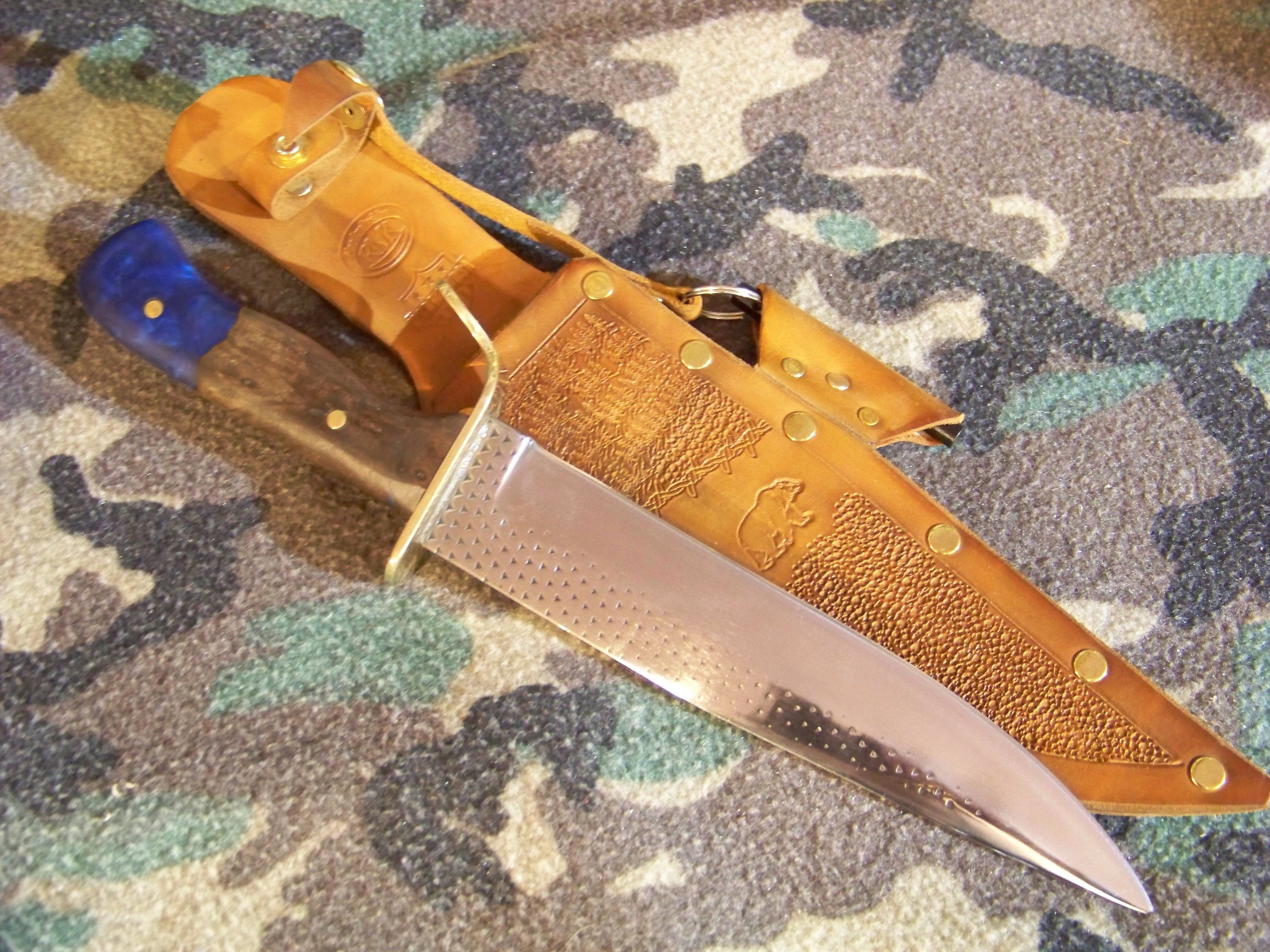 Hand Forged Knife: Custom Bowie Knife