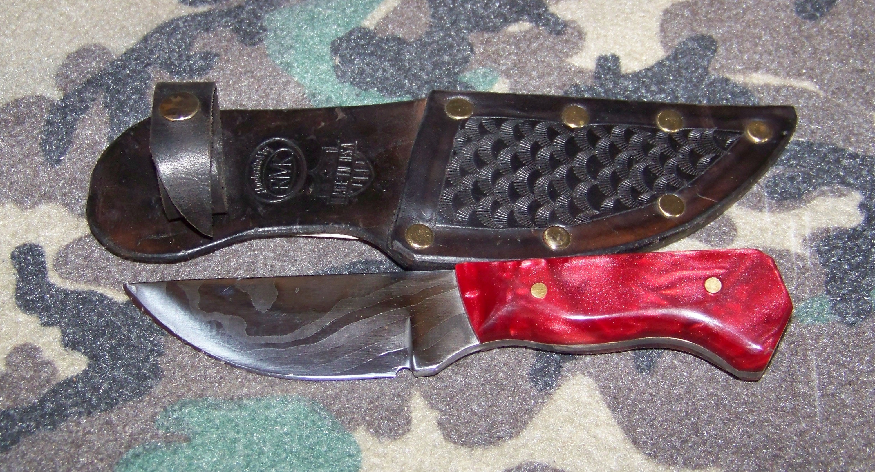 Hand Forged Knife: Custom Twist Damascus EDC