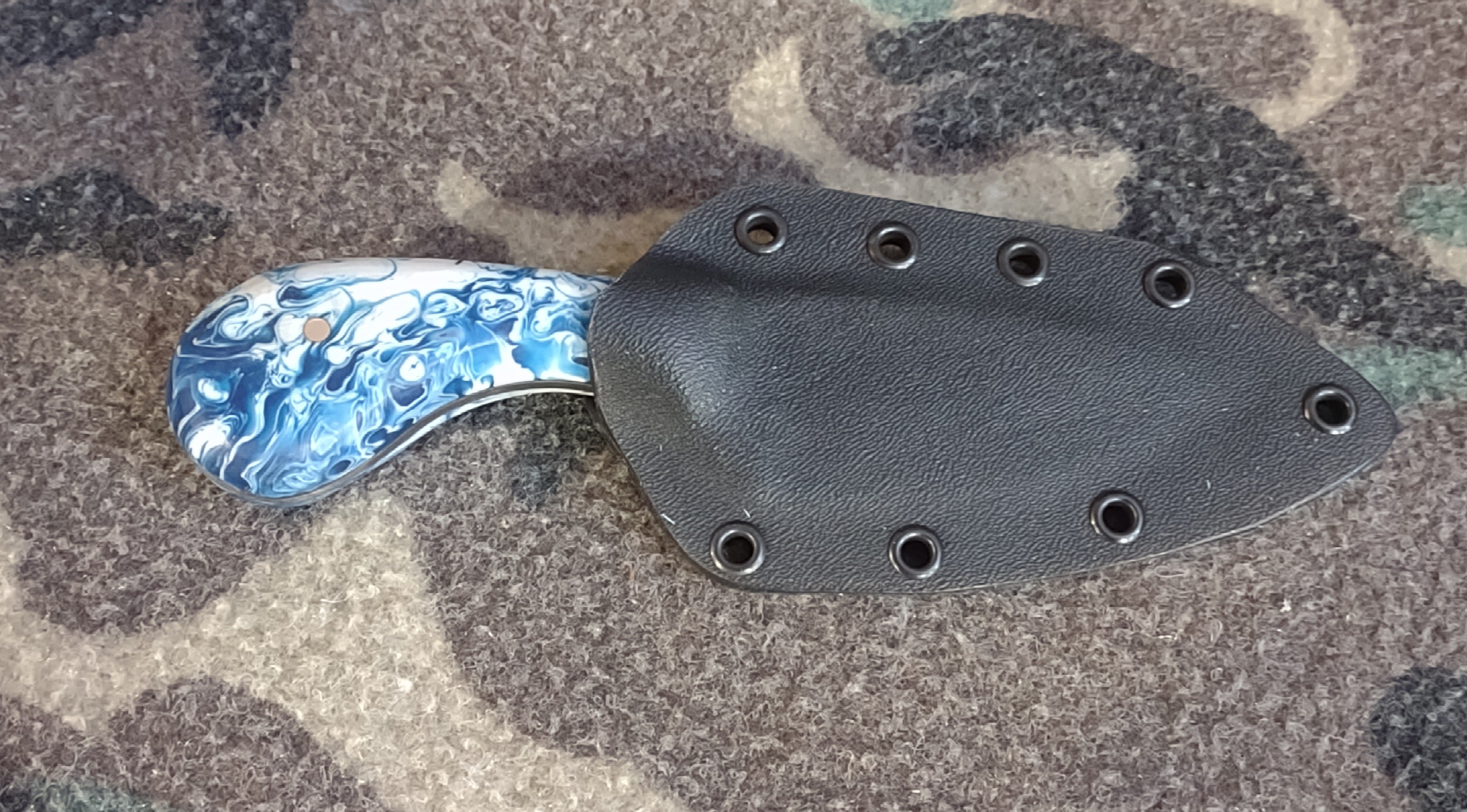 Hand Forged Knife: EDC Neck Knife